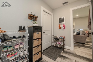 Well-maintained 3-bedroom, 2-bath home in a desirable area of - photo 32
