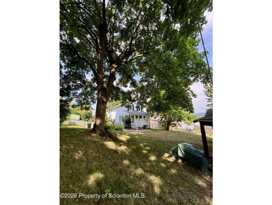 Welcome to 409 Charlotte Avenue! This cozy home located in South - photo 36