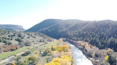 Ripple Valley Ranch is +-410 acre and is an absolutely premier - photo 13