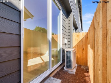 Hello, let's be roommates-welcome to Sellwood-Moreland, I'm so - photo 14