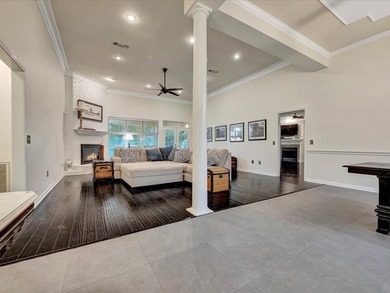 Enjoy premier golf course living on the 13th fairway in Crown - photo 3