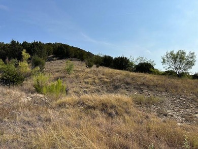 Elevated lot with a panoramic view of the surrounding country - photo 2