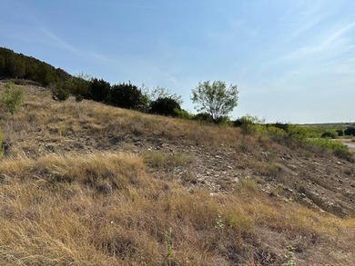 Elevated lot with a panoramic view of the surrounding country - photo 3