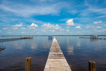 Lake Home Off Market in Jacksonville, Florida