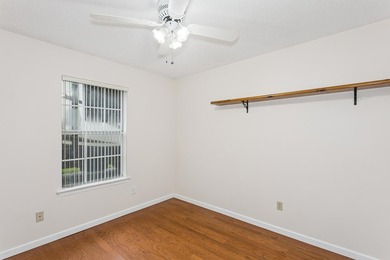 Are you ready to move in? The main areas have beautiful, new - photo 16