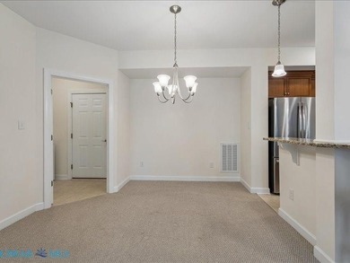 Beautiful condo in York County. Conveniently located close to - photo 20