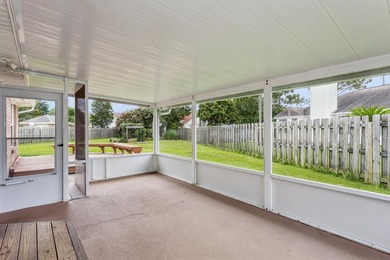 Are you ready to move in? The main areas have beautiful, new - photo 23