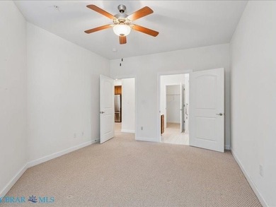 Beautiful condo in York County. Conveniently located close to - photo 28