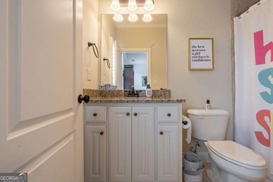 Welcome to 1405 Evergreen Park, a beautifully appointed estate - photo 29