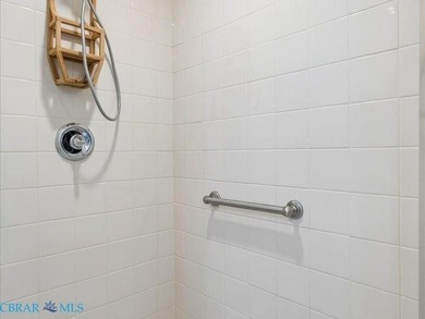 Beautiful condo in York County. Conveniently located close to - photo 31