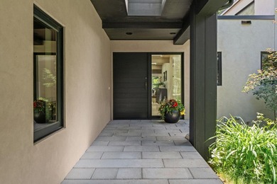 Extraordinary private riverfront retreat on 1.76 acres with - photo 3