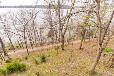 Welcome to 2060 E Waters Edge Dr. Unit 18-an expansive ~2,900 sq - photo 26
