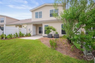 LOCATION, LOW MAINTENANCE & SPACIOUS! Welcome to this - photo 29