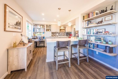 Low Bank, Ocean Front Home upgraded with new luxury vinyl, Gas