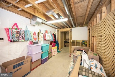 Welcome to 3800 Lakeview Parkway - a home designed for - photo 31