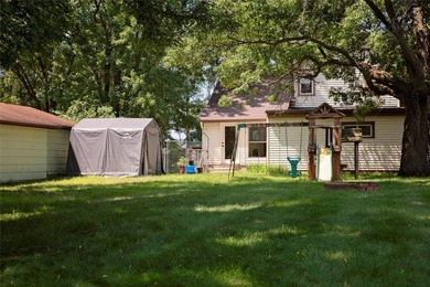 This updated home is move-in ready with fresh flooring, paint - photo 35