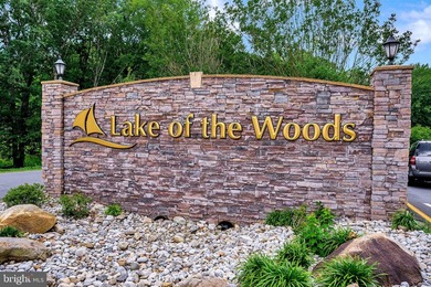 Welcome to 3800 Lakeview Parkway - a home designed for - photo 38