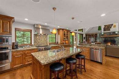 Beautiful 5 bdrm / 4.5 bath West Ketchum home on the market for - photo 4