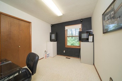 ESTATE SALE AS IS: Amazing property featuring anything and - photo 12