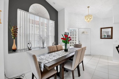 Welcome to a beautifully reimagined lakefront Turnkey home. This - photo 13