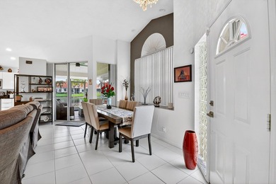 Welcome to a beautifully reimagined lakefront Turnkey home. This - photo 14