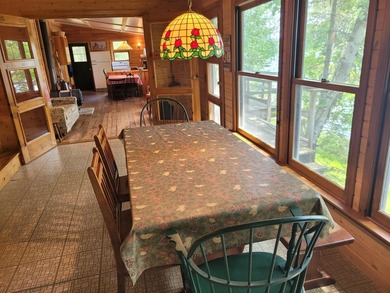Rainy Lake. Amazingly charming 2 bedroom Keyes Island cabin on - photo 14