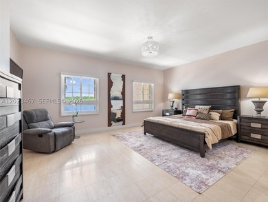 Live the Fisher Island lifestyle in this renovated Bayside - photo 16