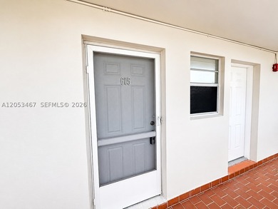 Beautifully remodeled 2-bedroom + den, 2-bath residence has the - photo 18