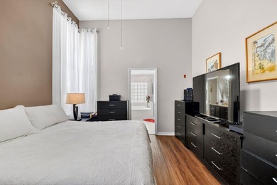 Welcome to a beautifully reimagined lakefront Turnkey home. This - photo 19