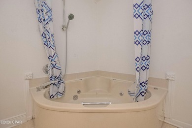 PRICE REDUCTION! AND THAT'S NOT ALL.... NEW HVAC SYSTEM, NEW HOT - photo 22