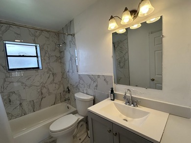 Spacious 3-Bedroom Pool Home in Desirable La Mancha - No HOA! - photo 22
