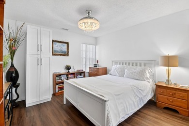 Welcome to a beautifully reimagined lakefront Turnkey home. This - photo 23