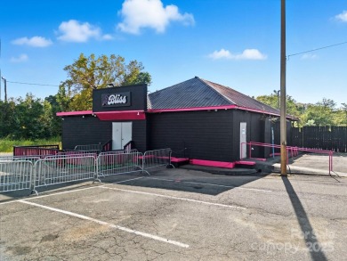 Prime opportunity at 6711 Freedom Drive - this spacious property