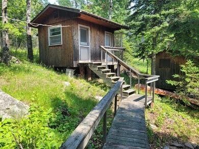 Rainy Lake. Amazingly charming 2 bedroom Keyes Island cabin on - photo 30