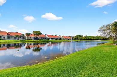 Welcome to a beautifully reimagined lakefront Turnkey home. This - photo 37