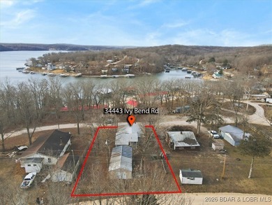 Beautiful FULLY remodeled 2 bedroom 2 bathroom 2nd tier lake - photo 40