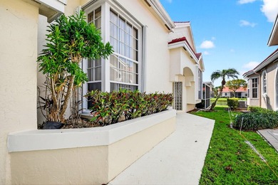 Welcome to a beautifully reimagined lakefront Turnkey home. This - photo 41