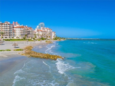 Live the Fisher Island lifestyle in this renovated Bayside - photo 44