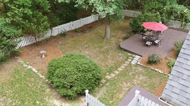 CLASSIC SOUTHERN CHARM meets MODERN UPDATES in this beautifully - photo 50