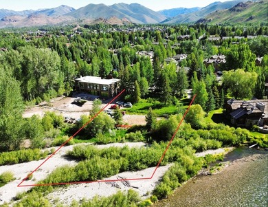 Envision fishing from your front yard, grabbing your skis and - photo 3