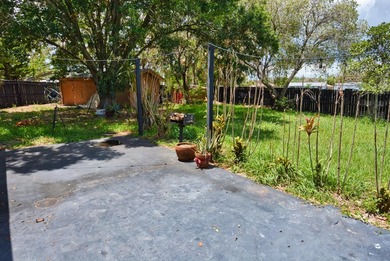 Located in the desirable Sandhill Crossing neighborhood, this - photo 9