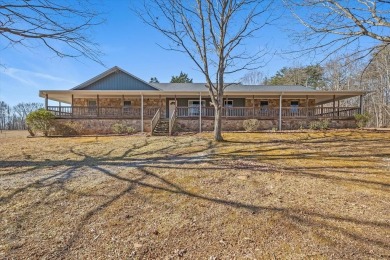 (private lake, pond, creek) Home Sale Pending in Cookeville Tennessee