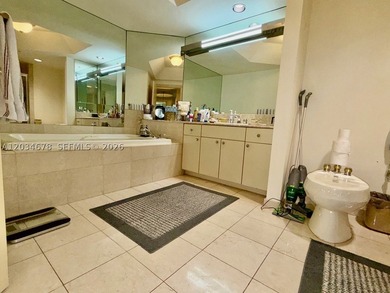 AMAZING OPPORTUNITY & GREAT PRICE - SPACIOUS 2 BEDROOM /2 BATH - photo 6