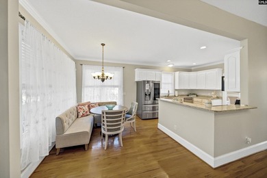 This extremely well-kept, super clean, and move-in ready - photo 11