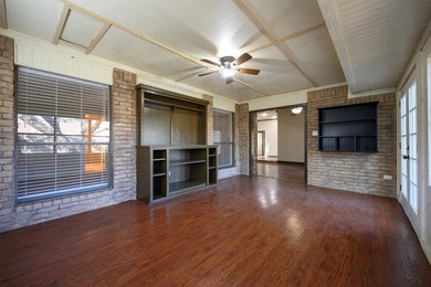 Updated single-story home located on a large, wooded cul-de-sac - photo 12