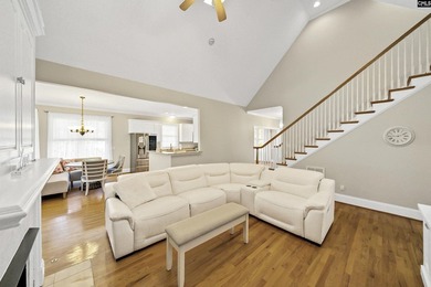 This extremely well-kept, super clean, and move-in ready - photo 13