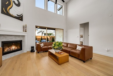 Impressive two-story entry into this stunning, model-like home - photo 15
