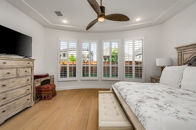 Impressive two-story entry into this stunning, model-like home - photo 16