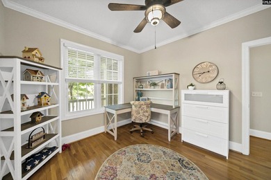 This extremely well-kept, super clean, and move-in ready - photo 18