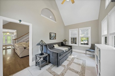 This extremely well-kept, super clean, and move-in ready - photo 19